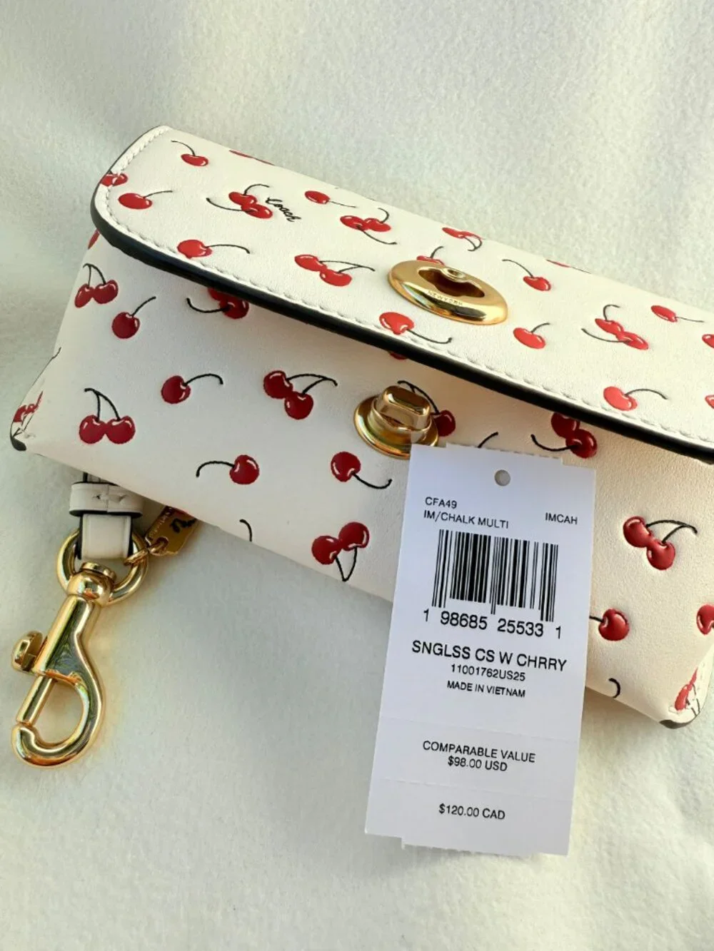 coach Sunglass Case With Cherry Print cfa49